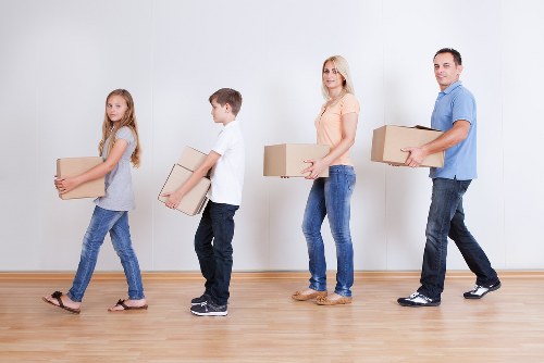 Local removal truck hire for household furniture transport